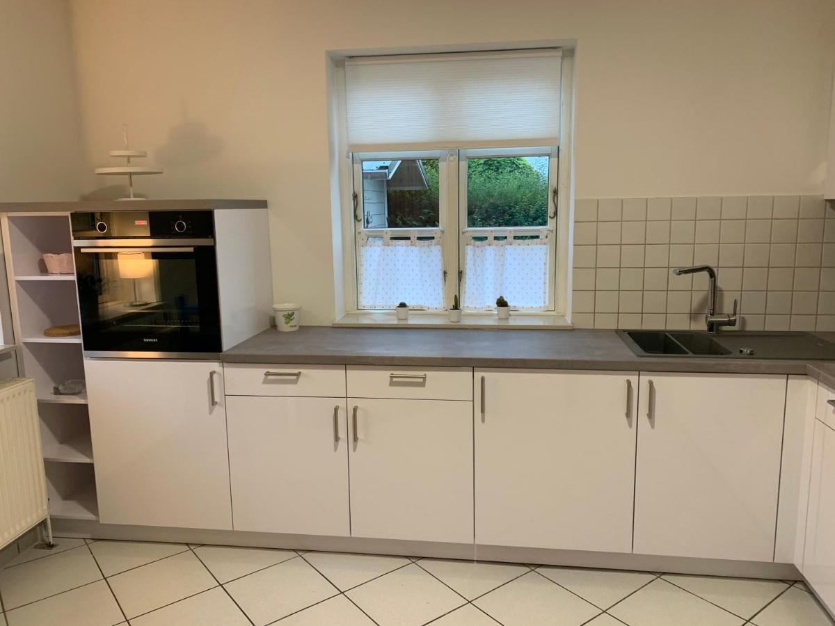 Ferienhaus Suedwest Bosau 外观 照片